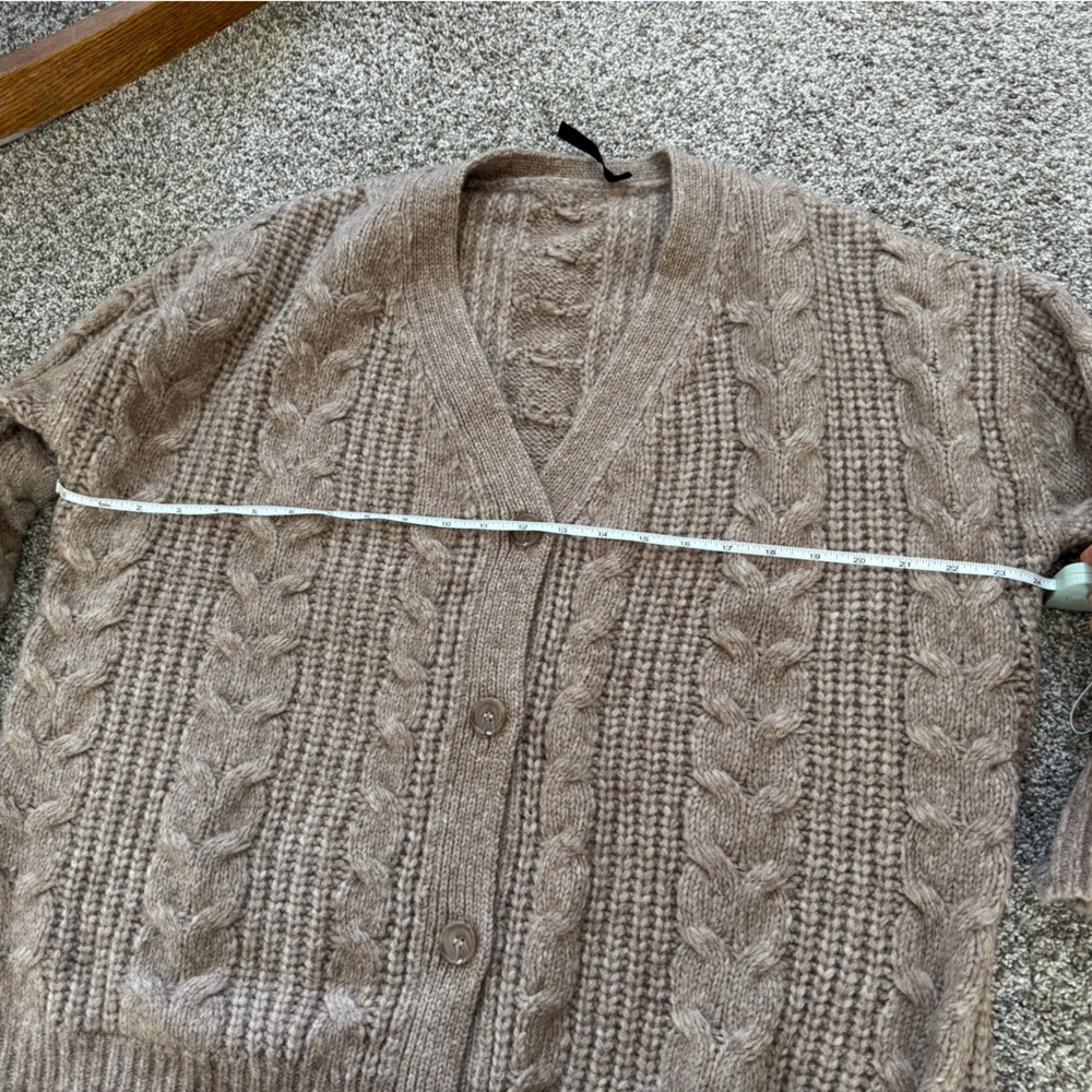 Jenni Kayne Taupe Cable Knit Cardigan - Picture 4 of 6